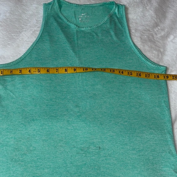 Nike Green Crop Relaxed 2 Tank Top Nike Green, Navy Blue - Picture 6 of 11
